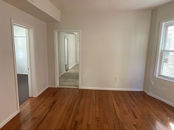 4th image of 120 S 7th St Floor 2
