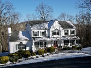 11 Pfauth Dr, Glen Gardner, NJ