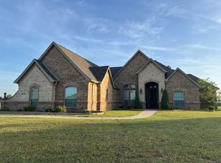 119 Brazos Dr, Rhome, TX 76078