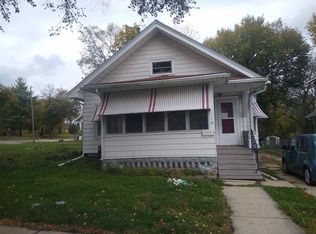 327 Irving Ave, Rockford, IL 61101