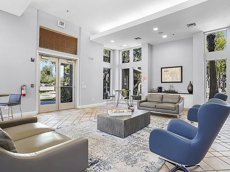 Rio Santa Fe Apartments — Photo 15