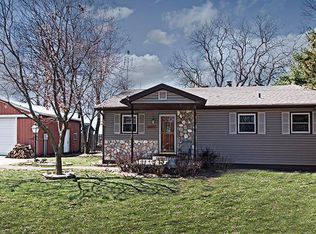 15809 Menzel Manor Dr, Carlyle, IL