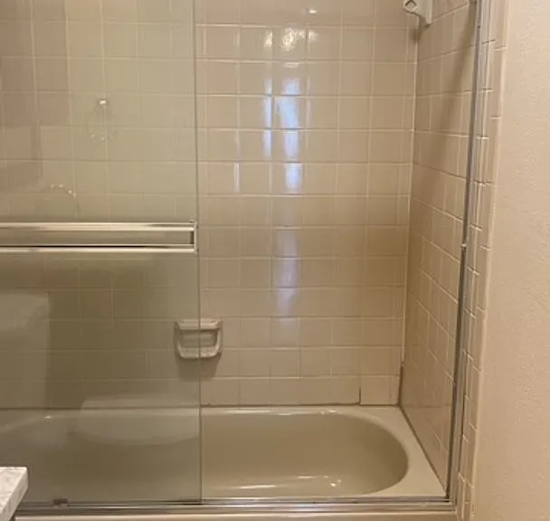 1901 Cloisters Dr #921 — Photo 29