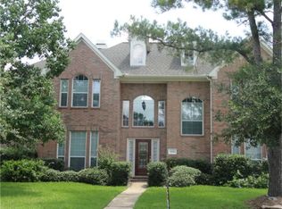 15926 Lake Loop Dr, Cypress, TX 77433