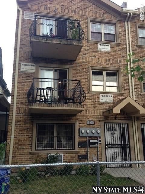 1st image of 236 Hawthorne St Fl 2