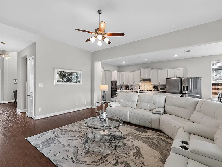 8110 Copper Rock Dr — Photo 11
