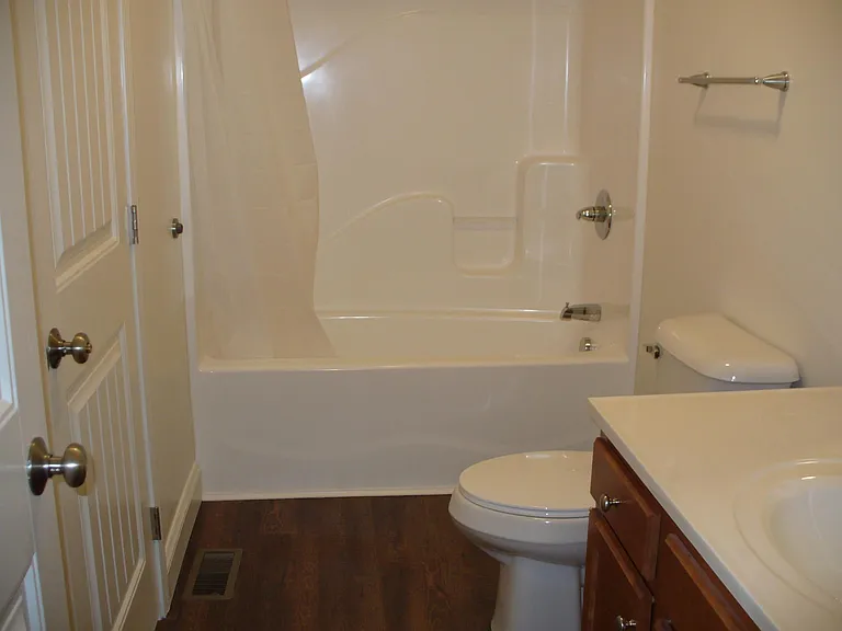 101 Pine Needle Dr #101 — Photo 16