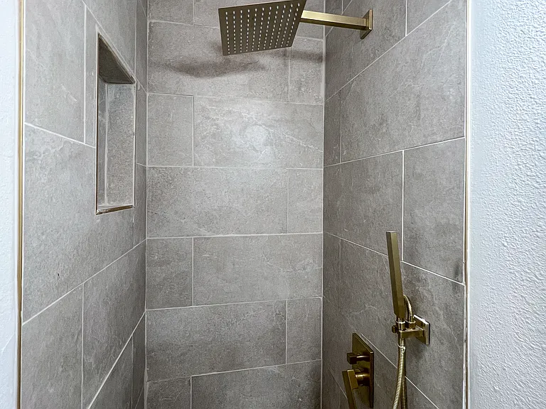 401 N Madison Ave — Photo 31