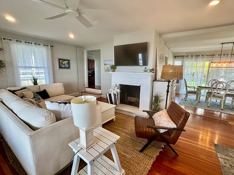 36 Sunset Ave — Photo 8