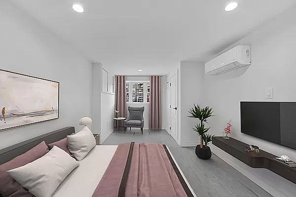 1st image of 1144 E 101st St #2FAM