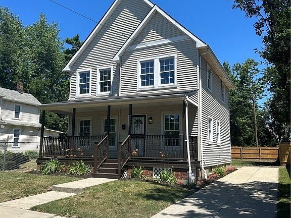 3rd image of 2209 E 35th St