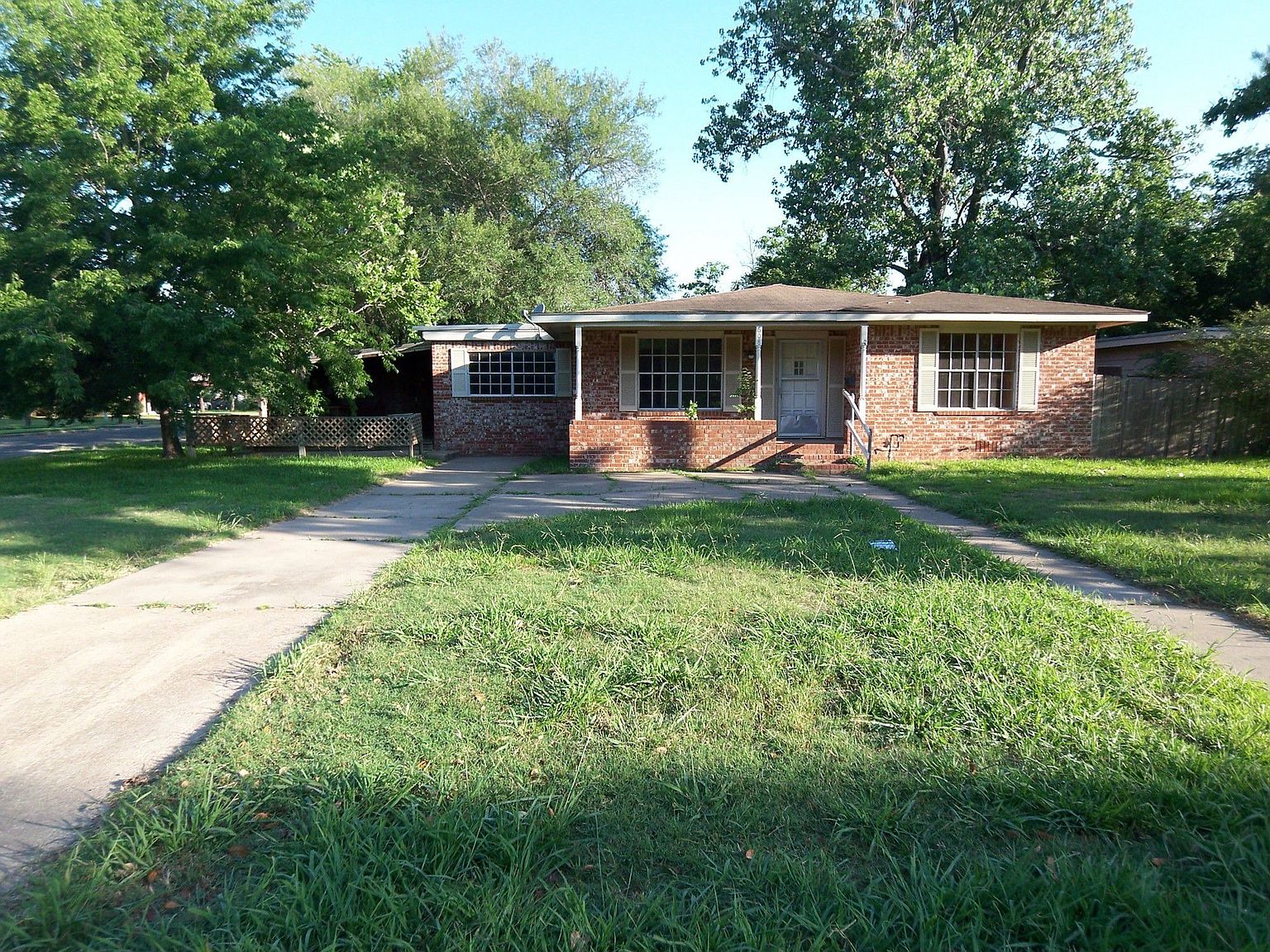 608 Wheelock St, Hearne, TX 77859 Zillow
