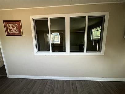 3rd image of 27746 Adams Ave