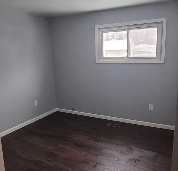 8145 Lozier Ave — Photo 8