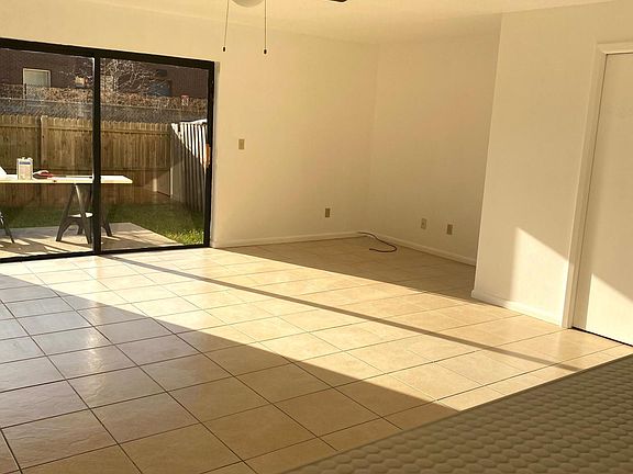3rd image of 6460 40th Ave N APT 4