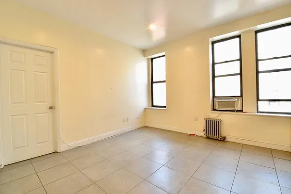 Rented by (Legacy) NY Quality Living Uptown | media 4