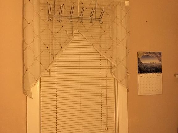 4th image of 237 Asbury Ave #Duplex