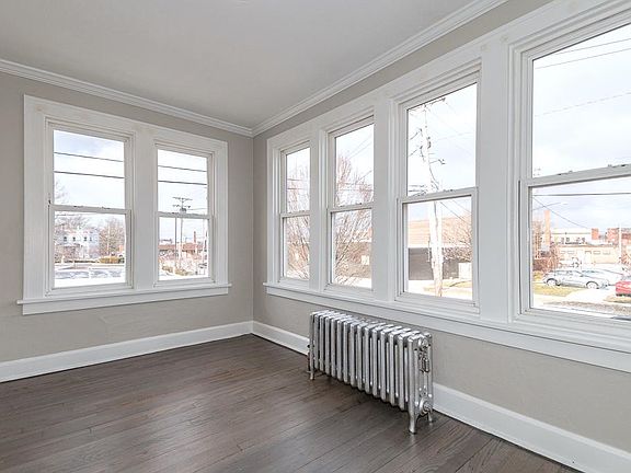 3rd image of 17011 Albers Ave #1