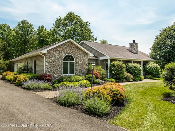 204 Moore Road, Germantown, NY 12526