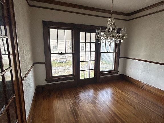 4th image of 1010 Anderson St #1