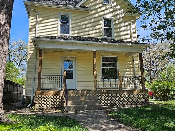 712 E 3rd St #A