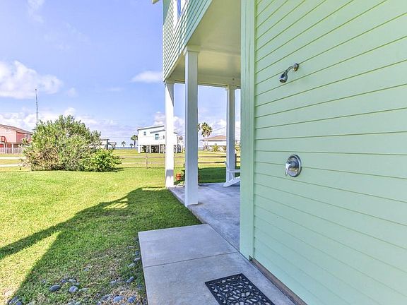 4th image of 3806 5th St