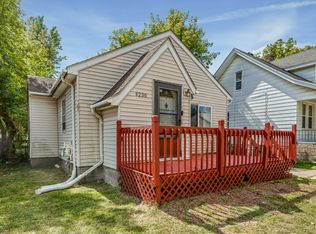 8236 Cadillac Ave, Warren, MI