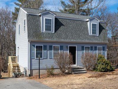 270 Acropolis Rd, Lowell, MA, 01854