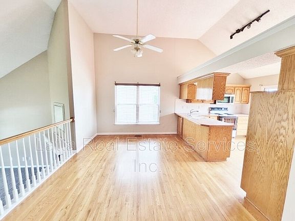 5th image of 1208 SE Meridian Dr