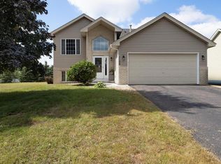 1106 Kilbirnie Rd, Big Lake, MN 55309