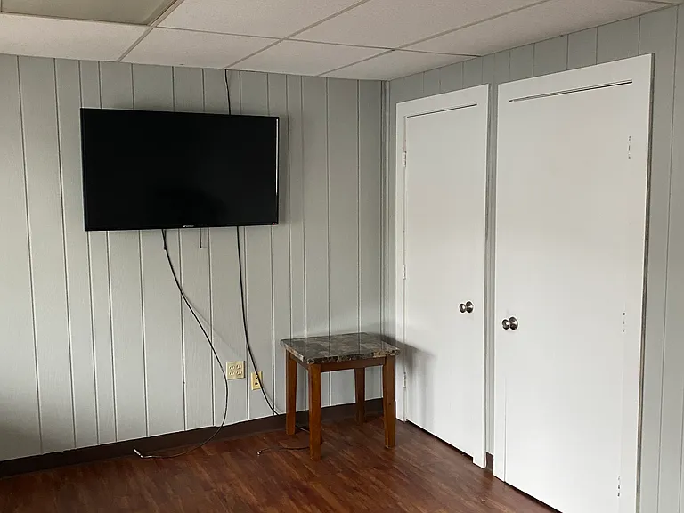 303 Glen Ave #2 — Photo 7