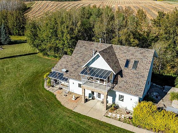 3rd image of 26108 S Township Road 381 Rd