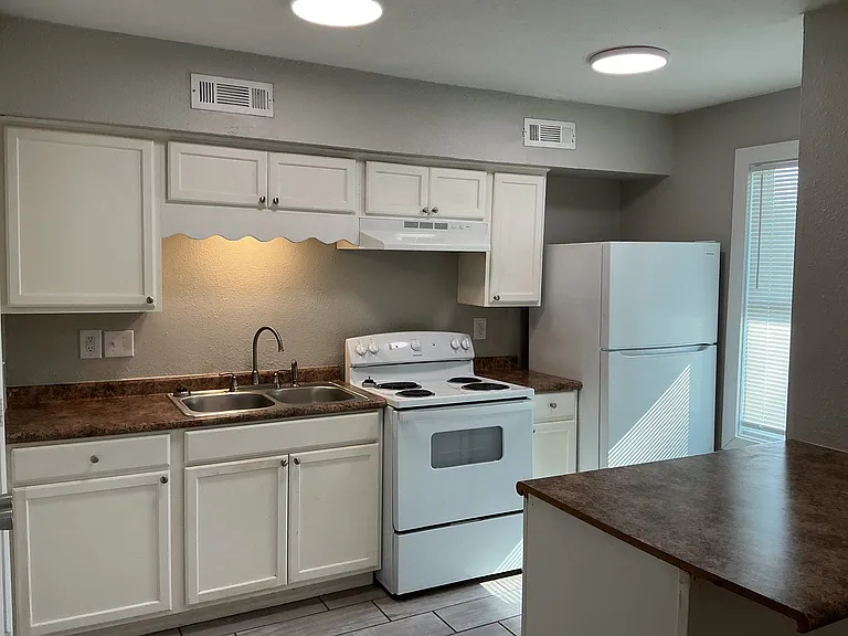 961 Old Hickory Blvd #5 — Photo 2