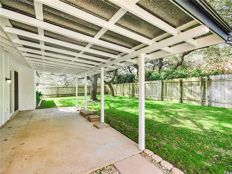 11718 Spotted Horse Dr — Photo 3