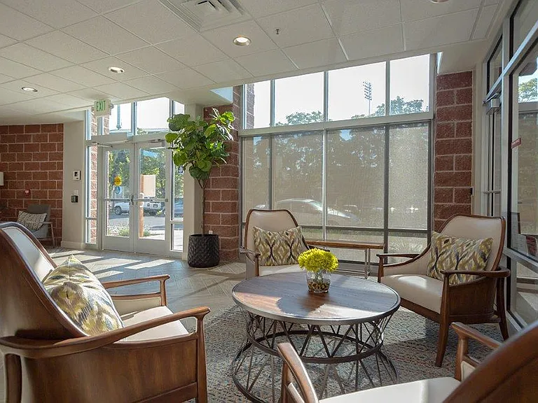 Ball Park Apartments — Photo 4