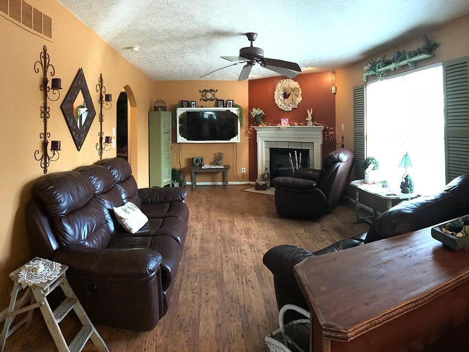 Living Room approx. 12 x 19 