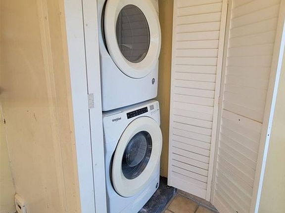 3rd image of 15504 Sharpecroft Dr #0