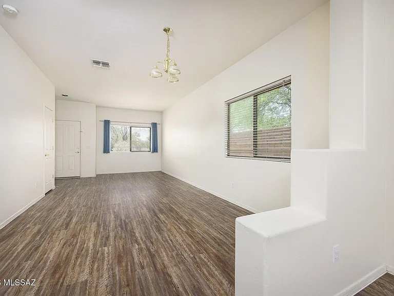 8403 N Coyote View Ct W — Photo 10