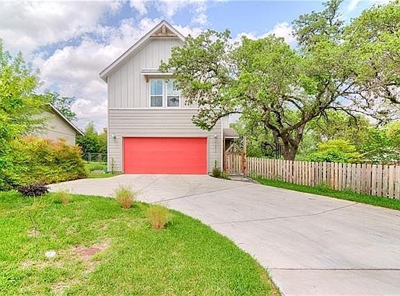 2nd image of 11812 Indianhead Dr