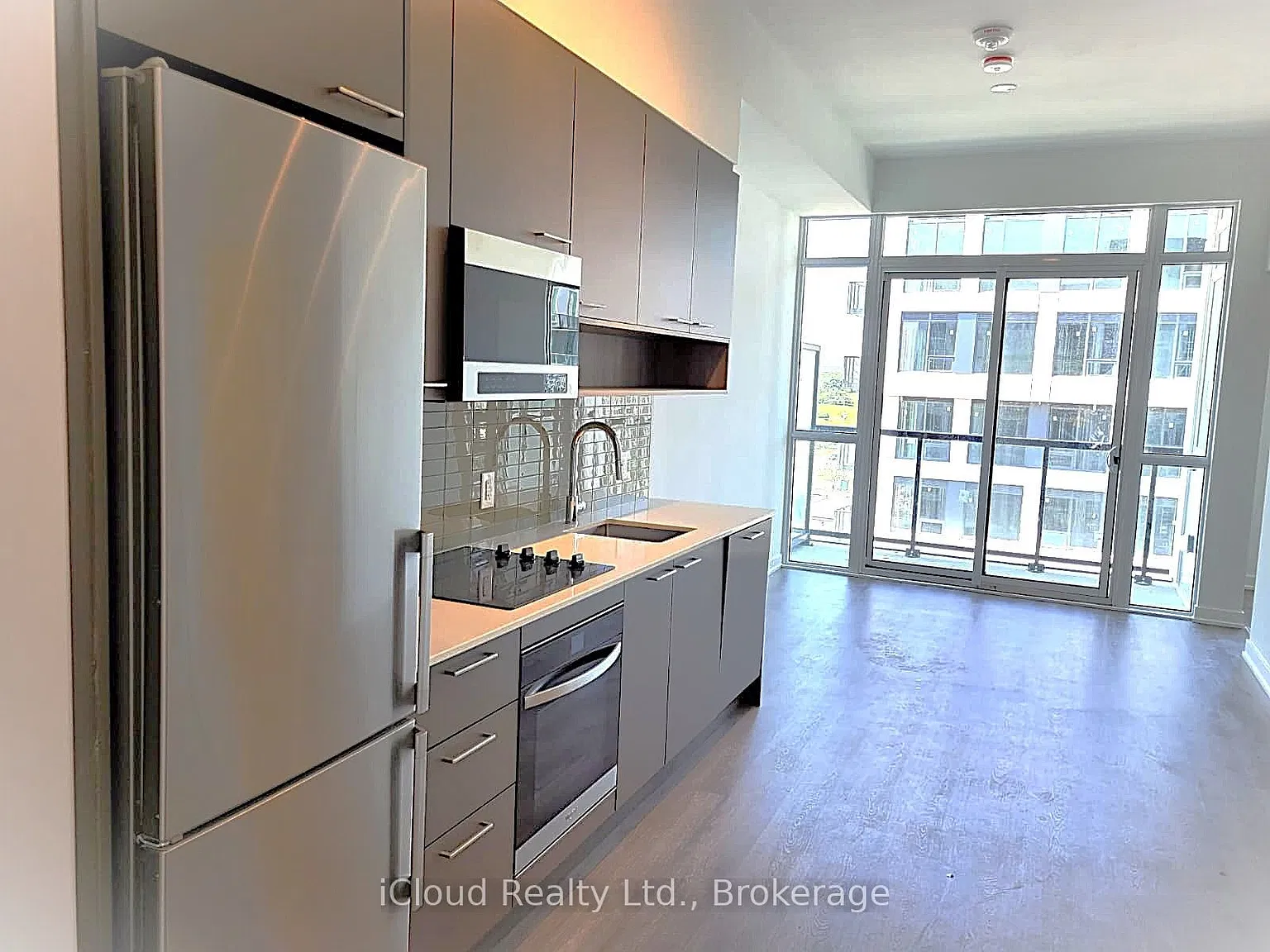 1 bed, $1,947 — Photo 3