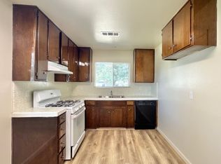 1801 Hunt Ave, Modesto, CA 95350