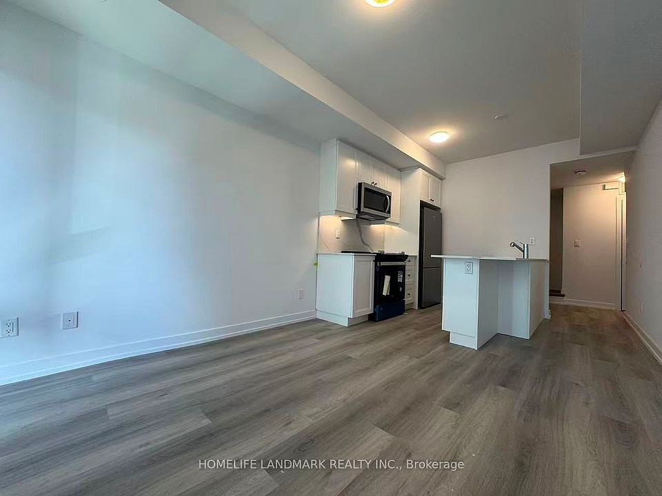 1st image of 5 Bancroft Ln #311