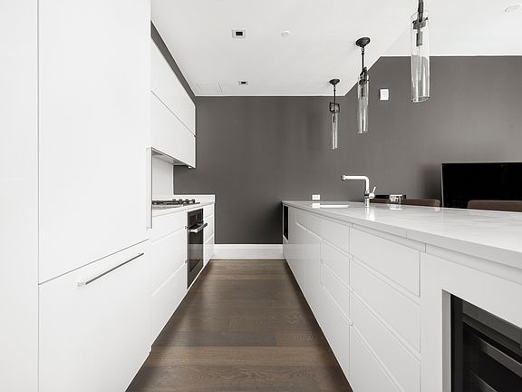 4th image of 172 Madison Ave #5C