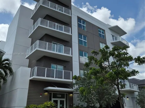 1938 Jackson St, Hollywood, FL