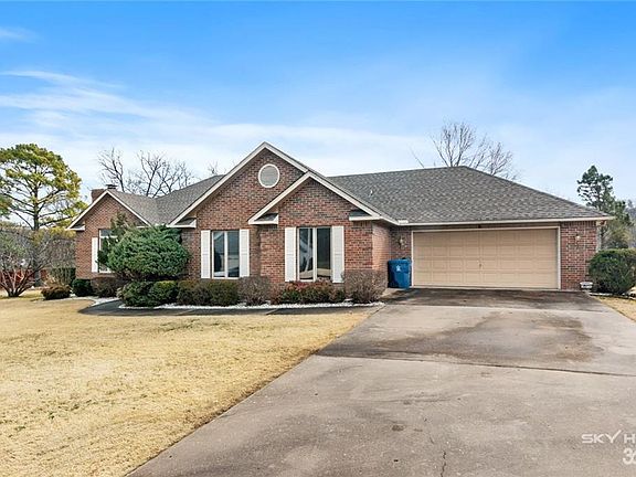 2nd image of 6 Scotsdale Pl