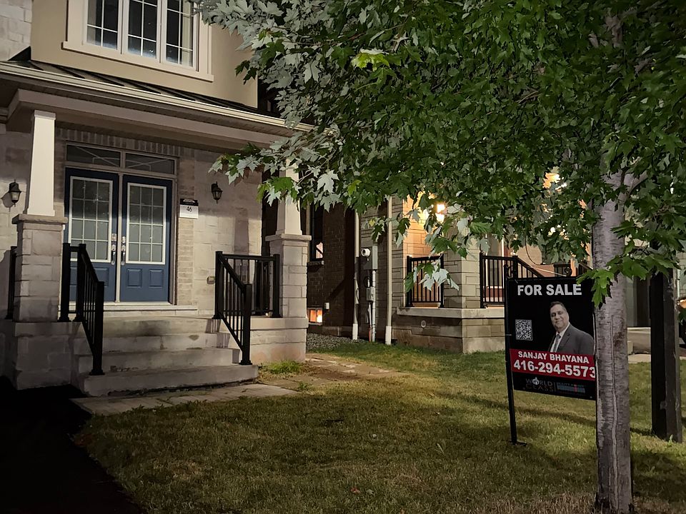 1st image of 9 Lyle Way