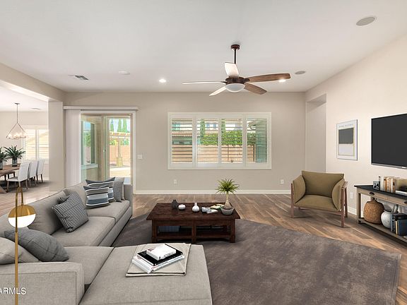 5th image of 3914 E ENROSE Street