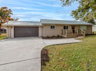 1251 S Old Sevierville Pike, Seymour, TN 37865