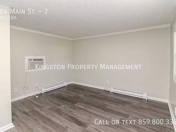 4th image of 904 Main St #7