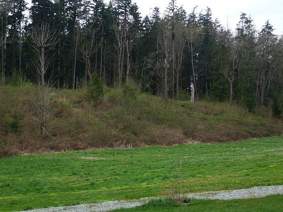 2nd image of 749 Tycory Ln